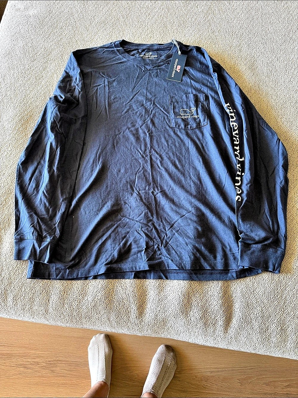 vineyard vines Vintage Whale Long-Sleeve Pocket Tee Blue